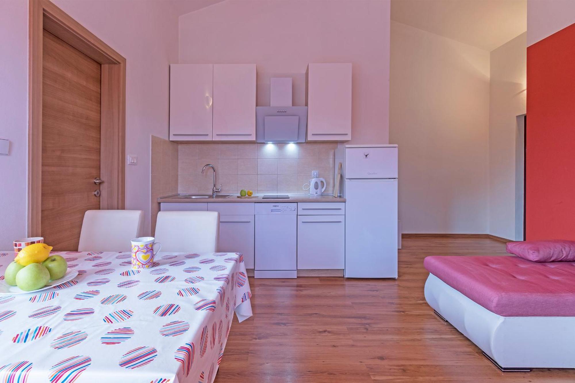 Apartments Nesic Peroj 파자나 외부 사진